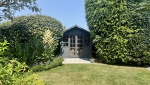 Photo 21- click for photo gallery